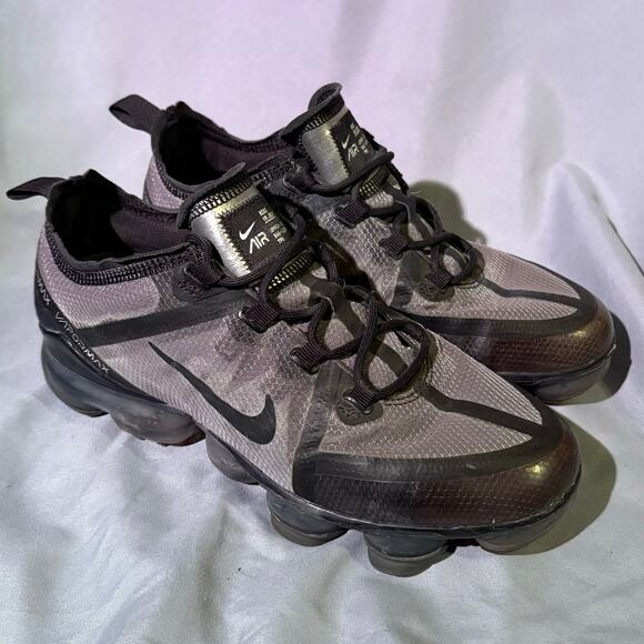 Nike Air VaporMax 2019 Black Silver Sneakers 6Y‎ (Men’s Size 6) Running Shoes - Picture 3 of 7